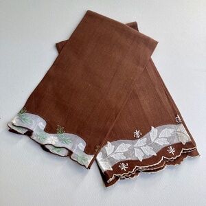 Set of 2 Scalloped Cocoa & White Floral Embroidered Linen Tea Towels